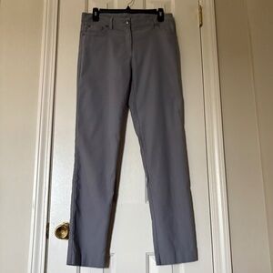 New Directions Size 6 Gray Pants